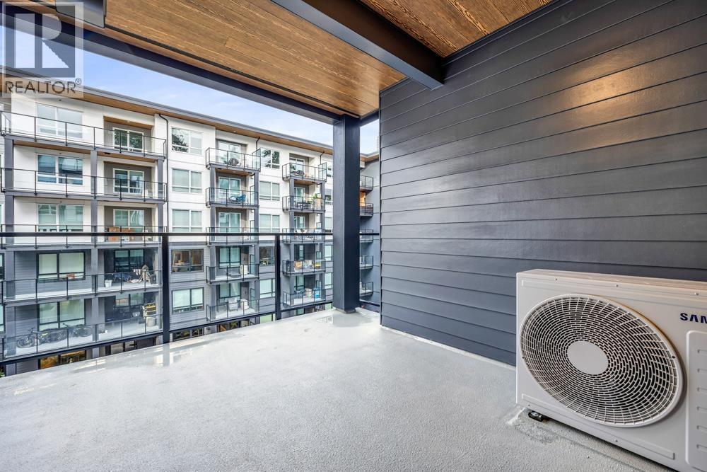 304 629 Cottonwood Avenue, Coquitlam, BC - Outdoor With Balcony With Exterior