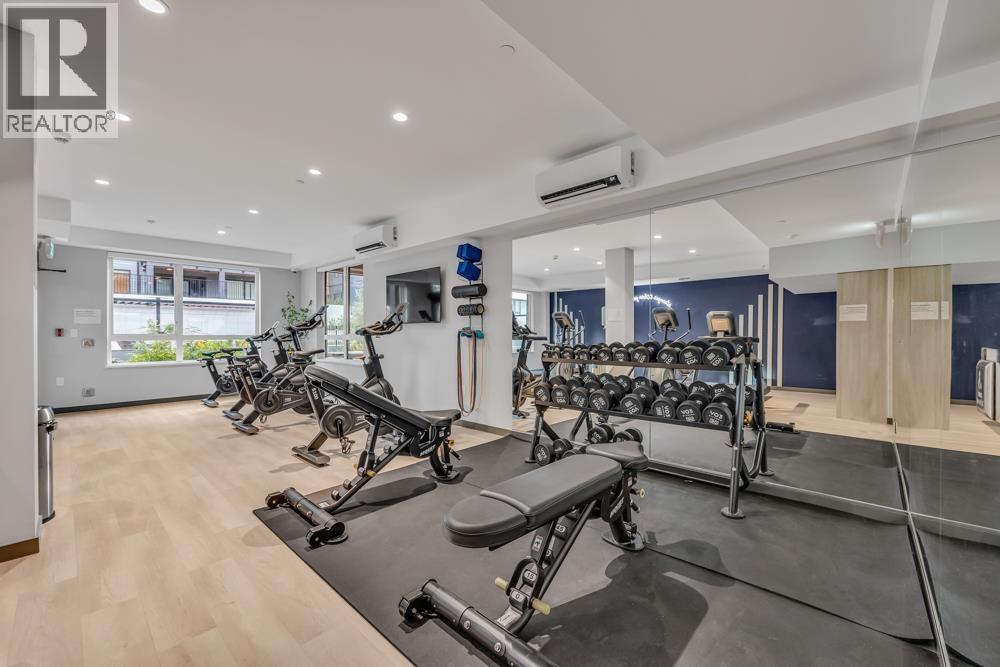 304 629 Cottonwood Avenue, Coquitlam, BC - Indoor Photo Showing Gym Room
