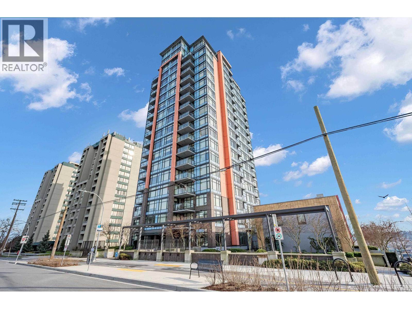 1306 188 Agnes Street, New Westminster, BC - Outdoor With Facade