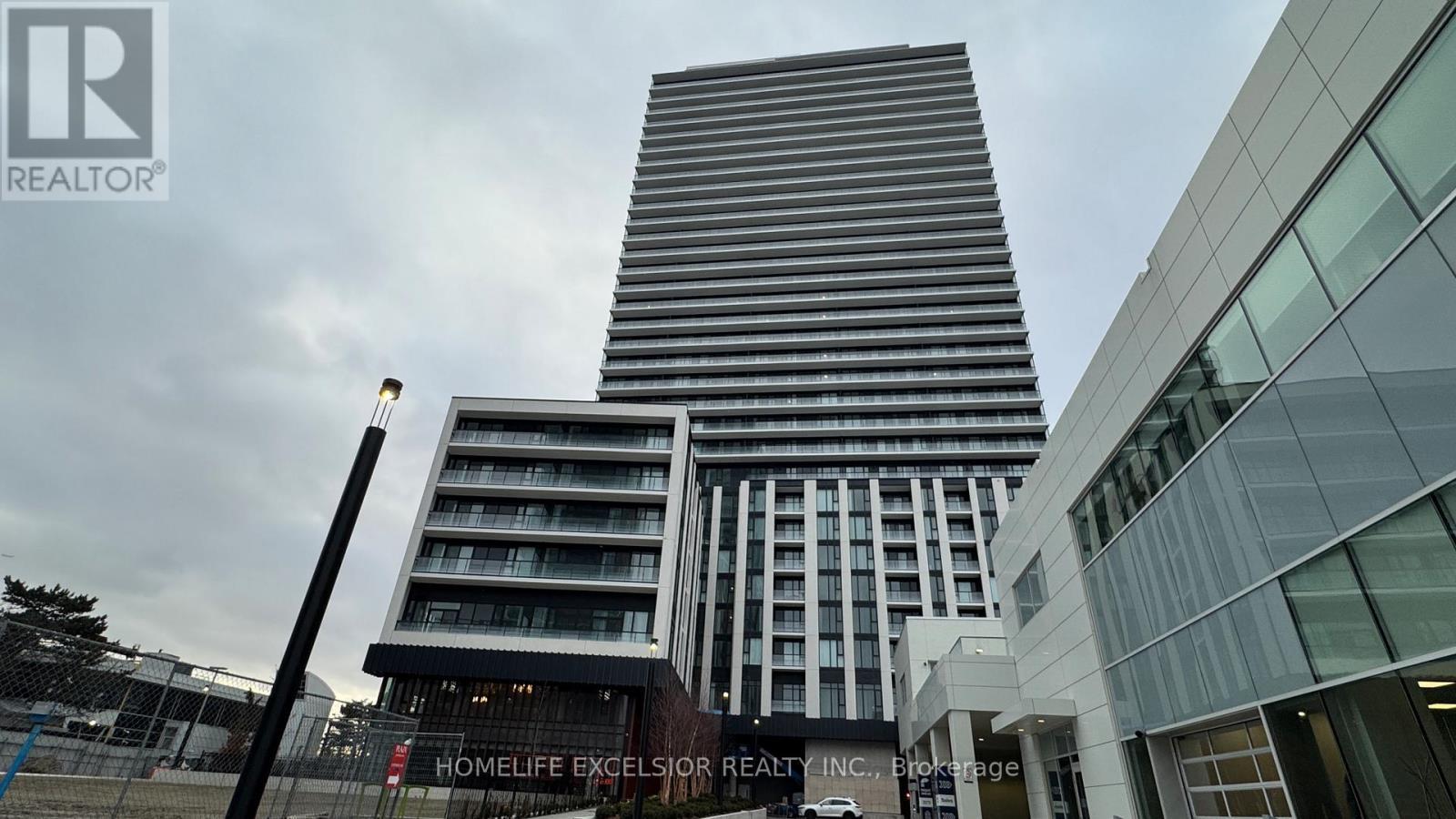 1226 - 5858 Yonge Street, Toronto, ON - Outdoor With Facade