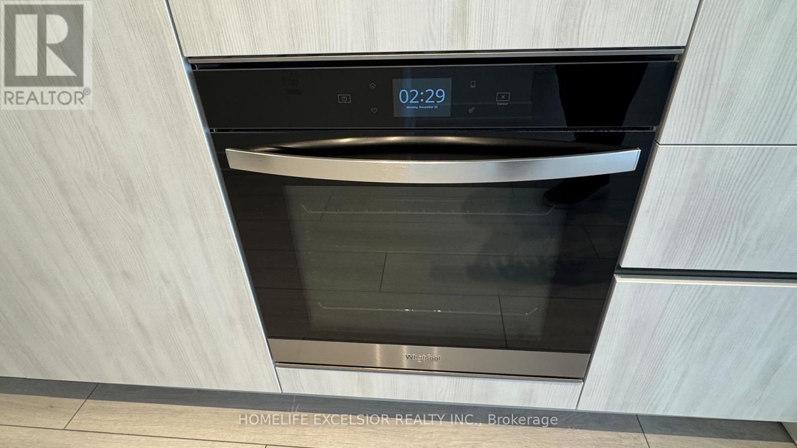 1226 - 5858 Yonge Street, Toronto, ON - Indoor