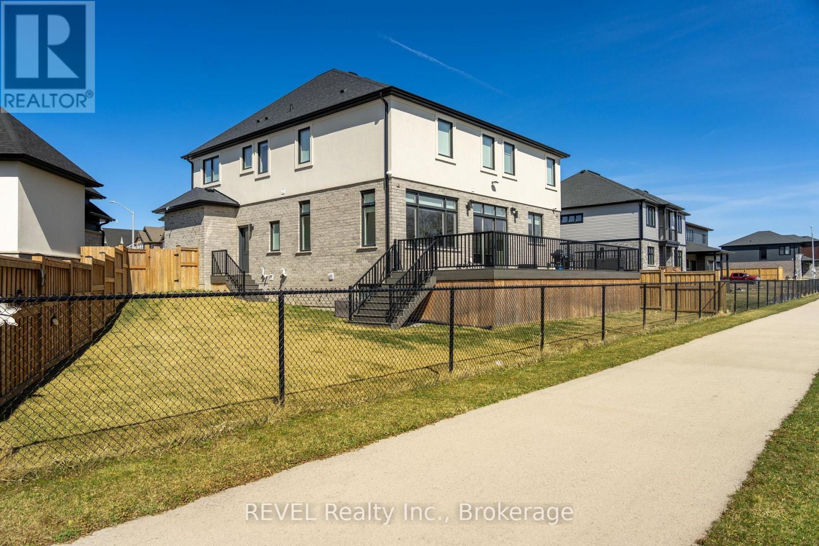 7515 Sherrilee Crescent, Niagara Falls (Brown), ON - Outdoor