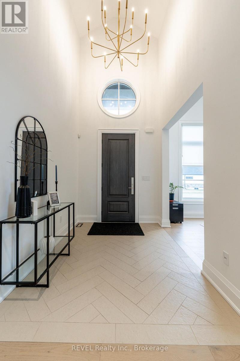 7515 Sherrilee Crescent, Niagara Falls (Brown), ON - Indoor Photo Showing Other Room