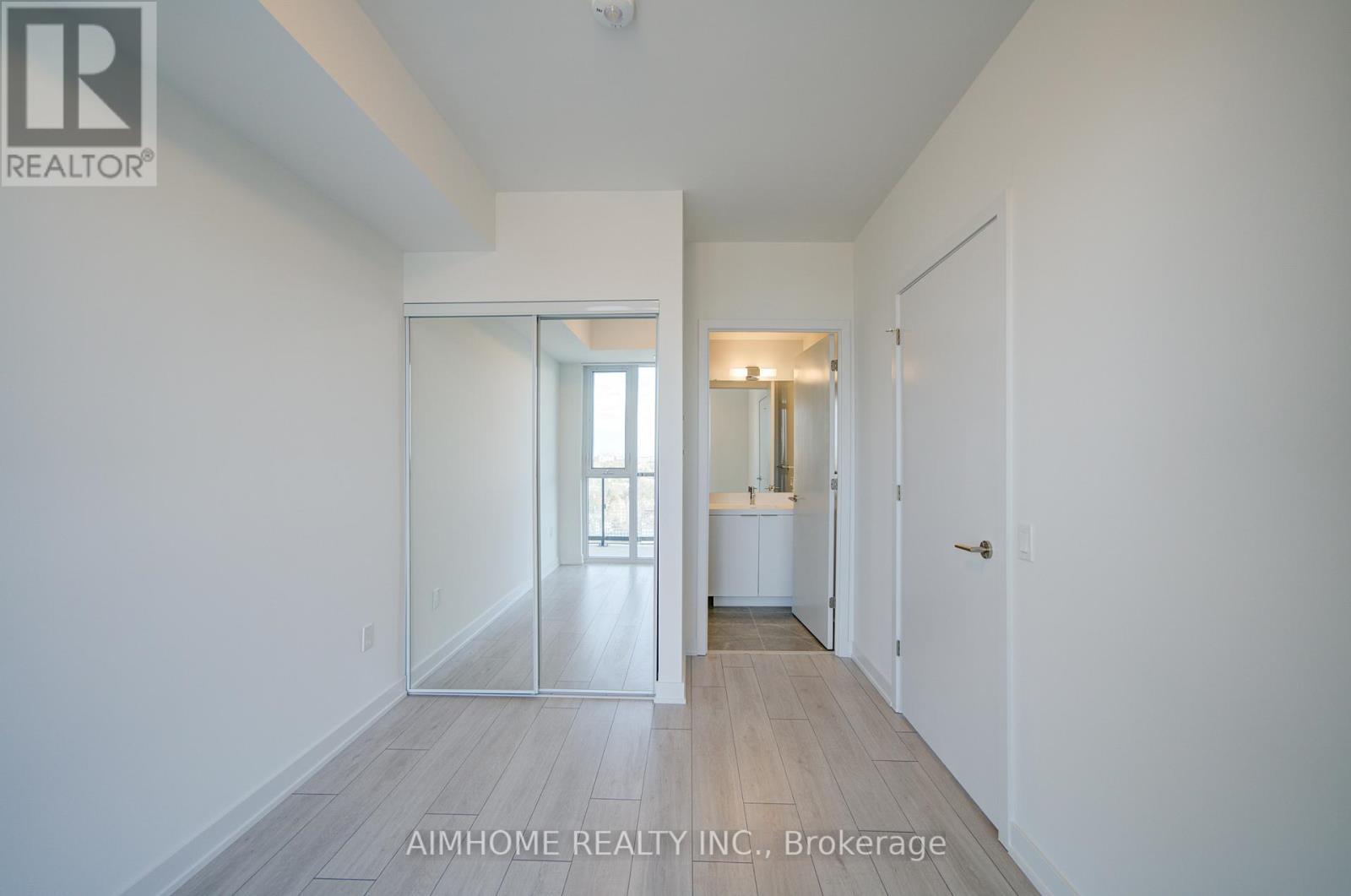 1125 - 5858 Yonge St Street, Toronto, ON - Indoor Photo Showing Other Room