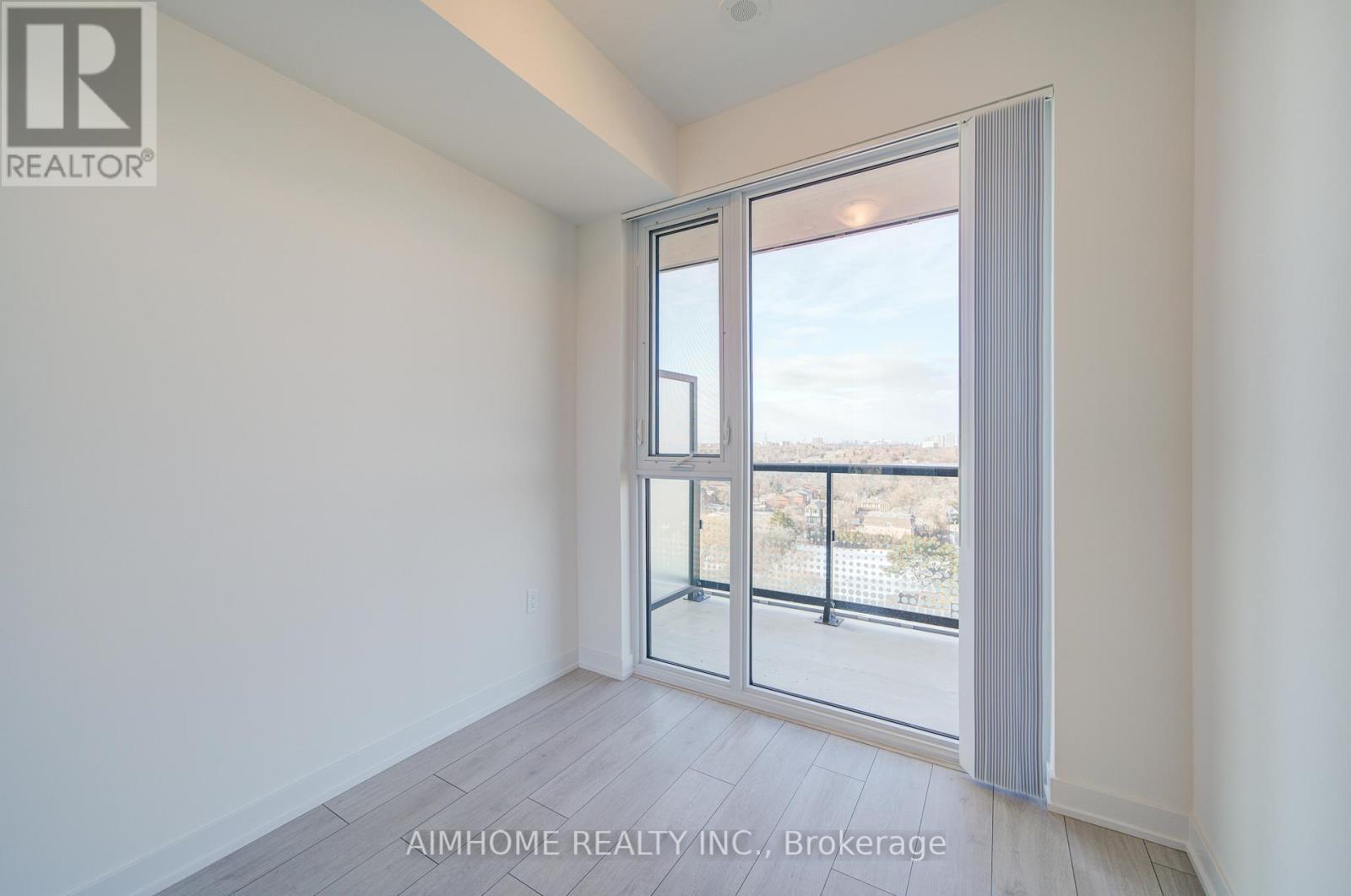 1125 - 5858 Yonge St Street, Toronto, ON - Indoor Photo Showing Other Room