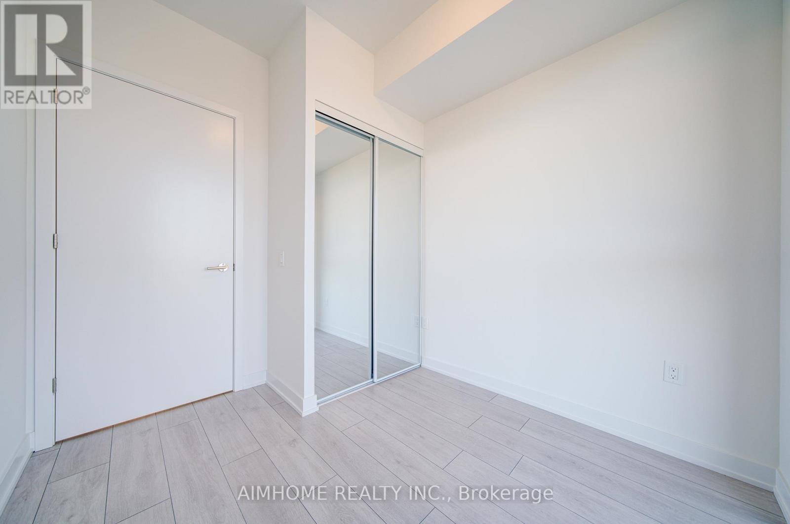 1125 - 5858 Yonge St Street, Toronto, ON - Indoor Photo Showing Other Room