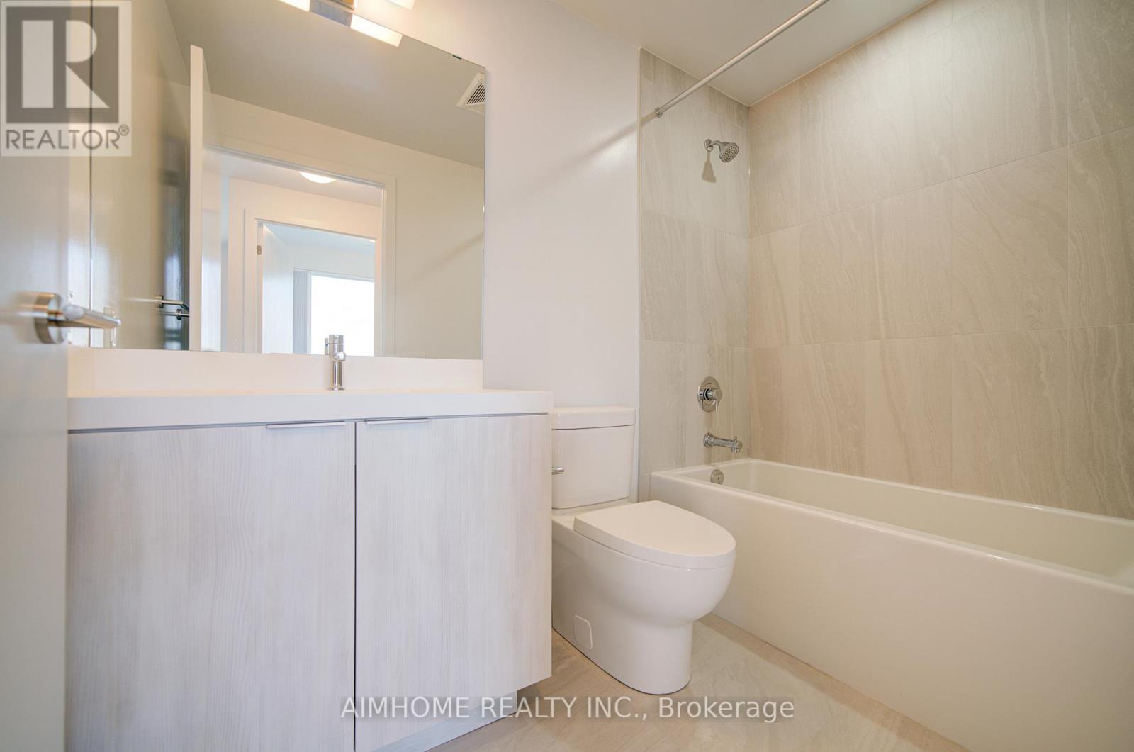 1125 - 5858 Yonge St Street, Toronto, ON - Indoor Photo Showing Bathroom