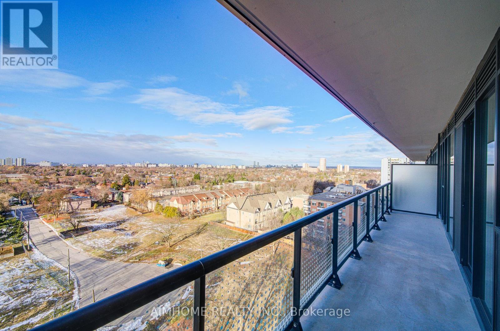 1125 - 5858 Yonge St Street, Toronto, ON - Outdoor With View With Exterior