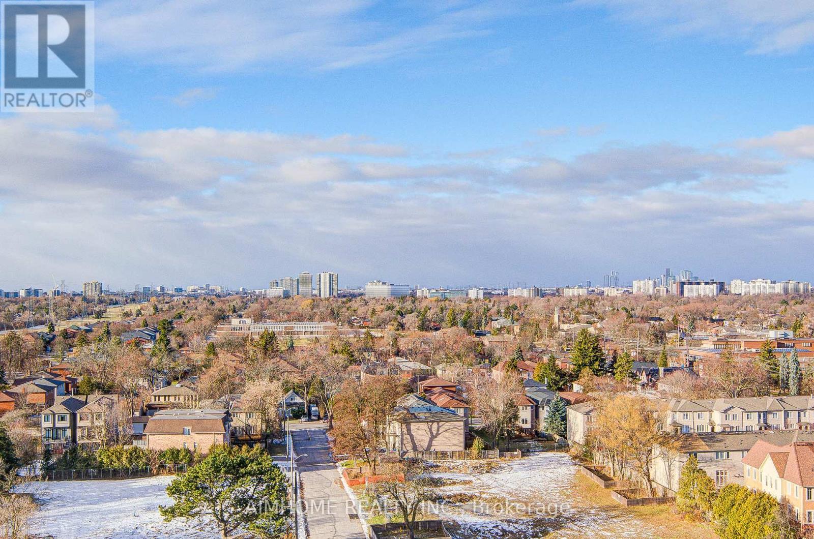 1125 - 5858 Yonge St Street, Toronto, ON - Outdoor With View