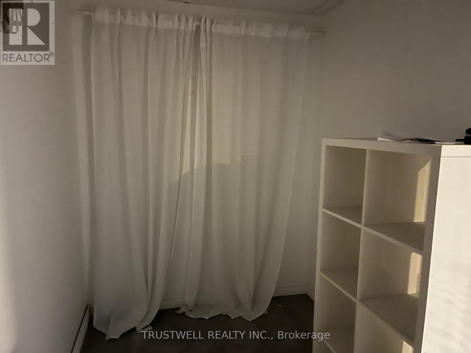 350 - 4750 Yonge Street, Toronto, ON