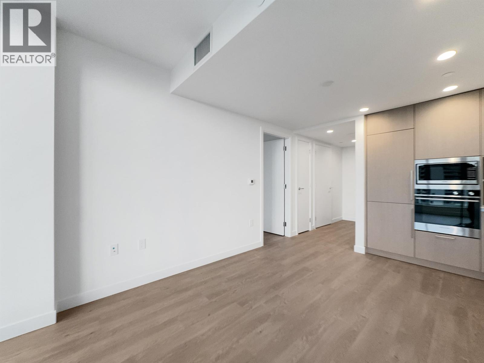 19Xx 5685 Halley Avenue, Burnaby, BC - Indoor