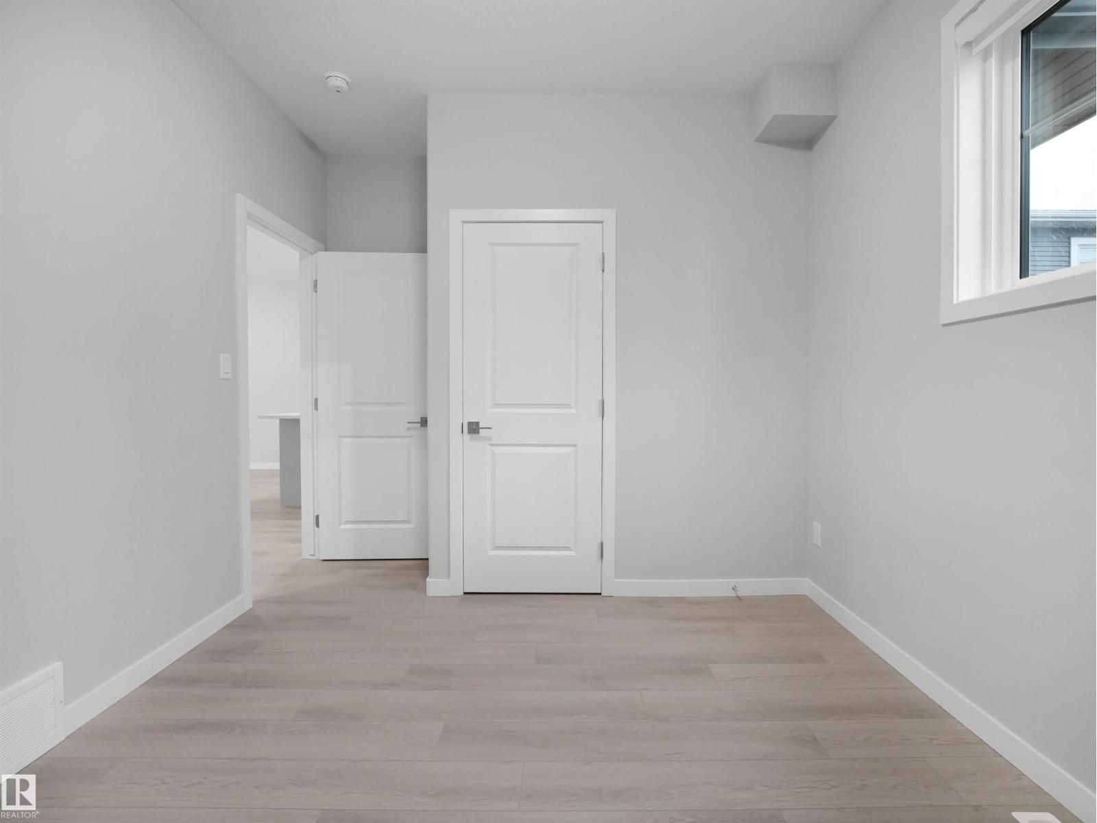 3331 Roy Brown Wy Nw, Edmonton, AB - Indoor Photo Showing Other Room