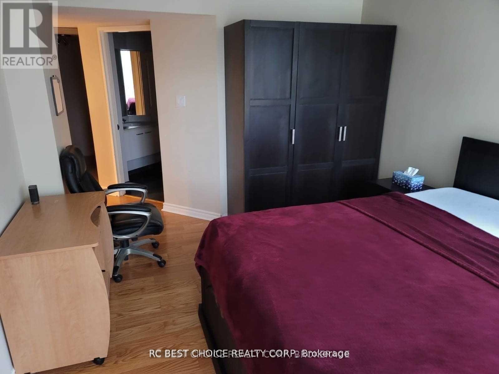 1211 - 38 Elm Street, Toronto, ON - Indoor Photo Showing Bedroom