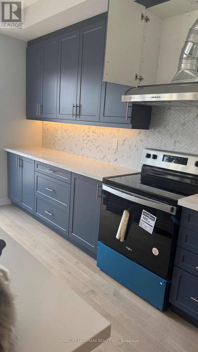 87 York Downs Boulevard, Markham, ON - Indoor Photo Showing Kitchen