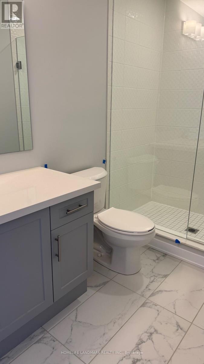 87 York Downs Boulevard, Markham, ON - Indoor Photo Showing Bathroom
