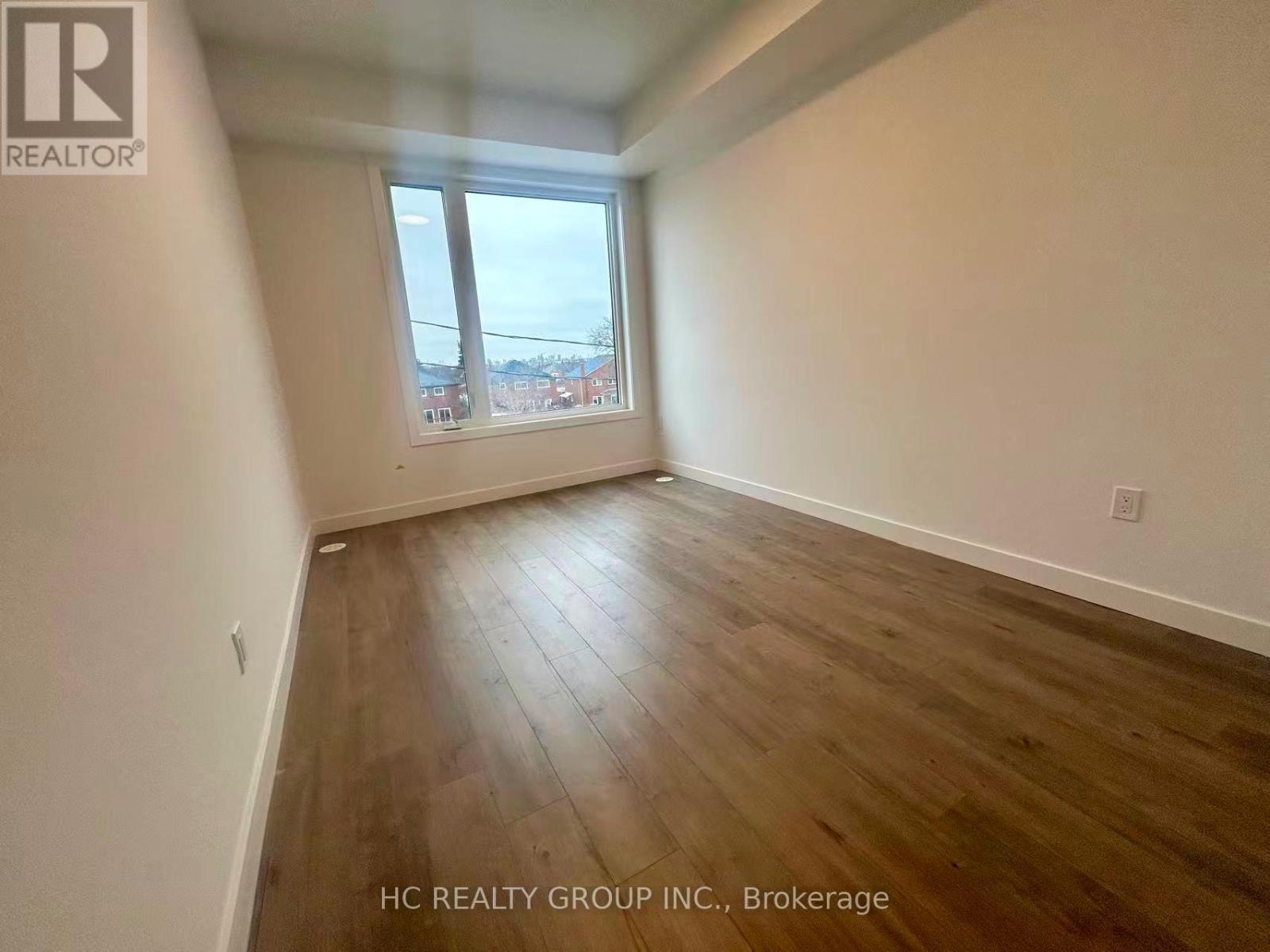 517 - 30 Markdale Lane, Markham, ON - Indoor Photo Showing Other Room