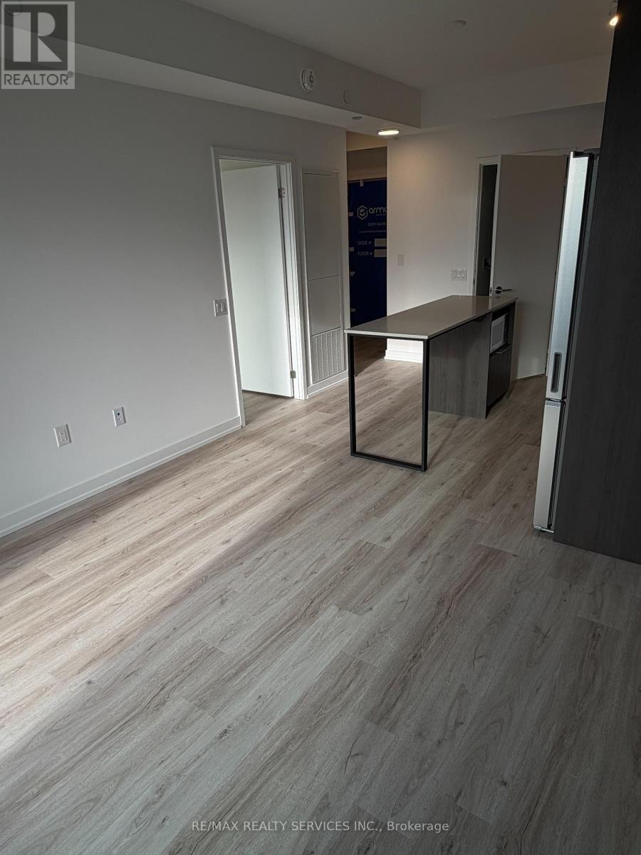 2109 - 395 Square One Drive, Mississauga, ON - Indoor