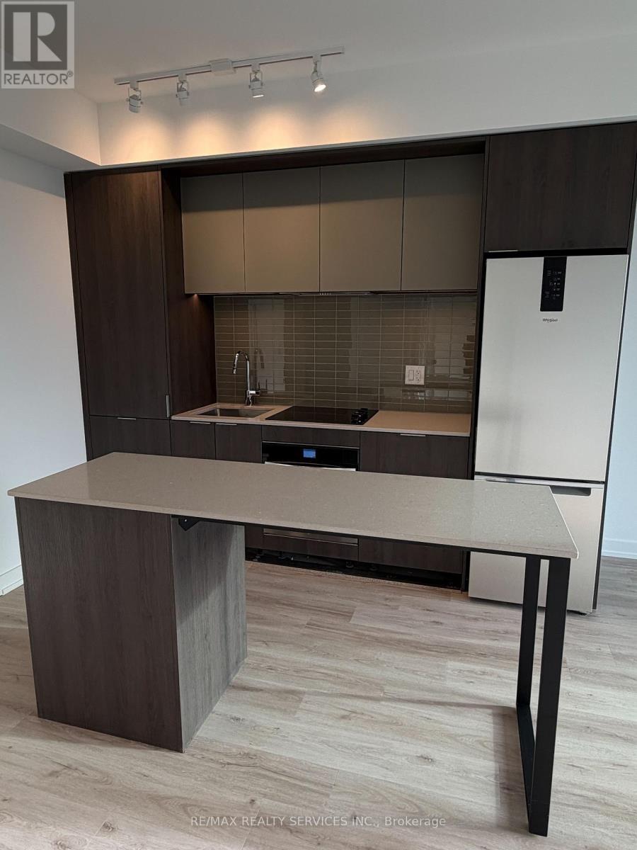 2109 - 395 Square One Drive, Mississauga, ON - Indoor Photo Showing Kitchen