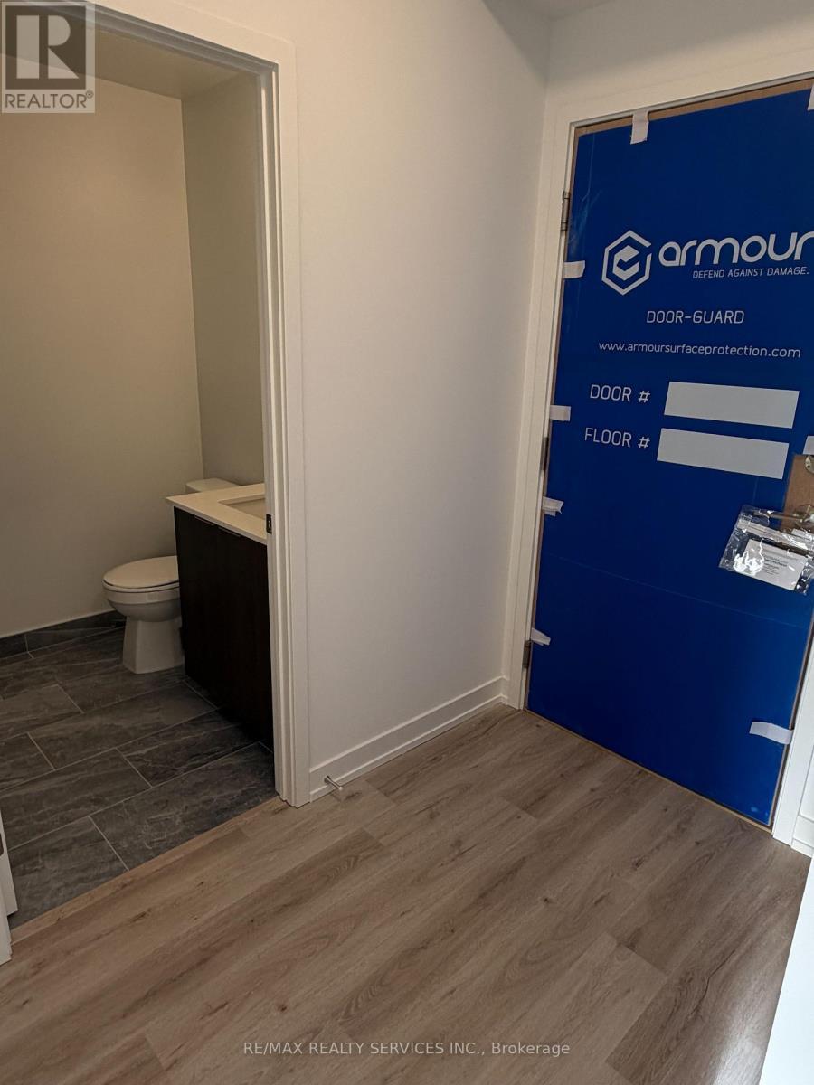 2109 - 395 Square One Drive, Mississauga, ON - Indoor