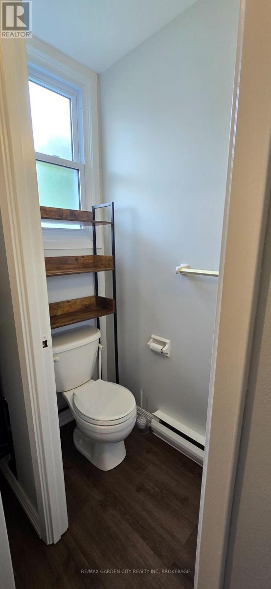 33 - 151 Parnell Road, St. Catharines (Vine/Linwell), ON - Indoor Photo Showing Bathroom