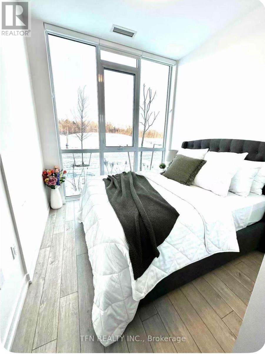 106 - 415 Sea Ray Avenue, Innisfil, ON - Indoor Photo Showing Bedroom