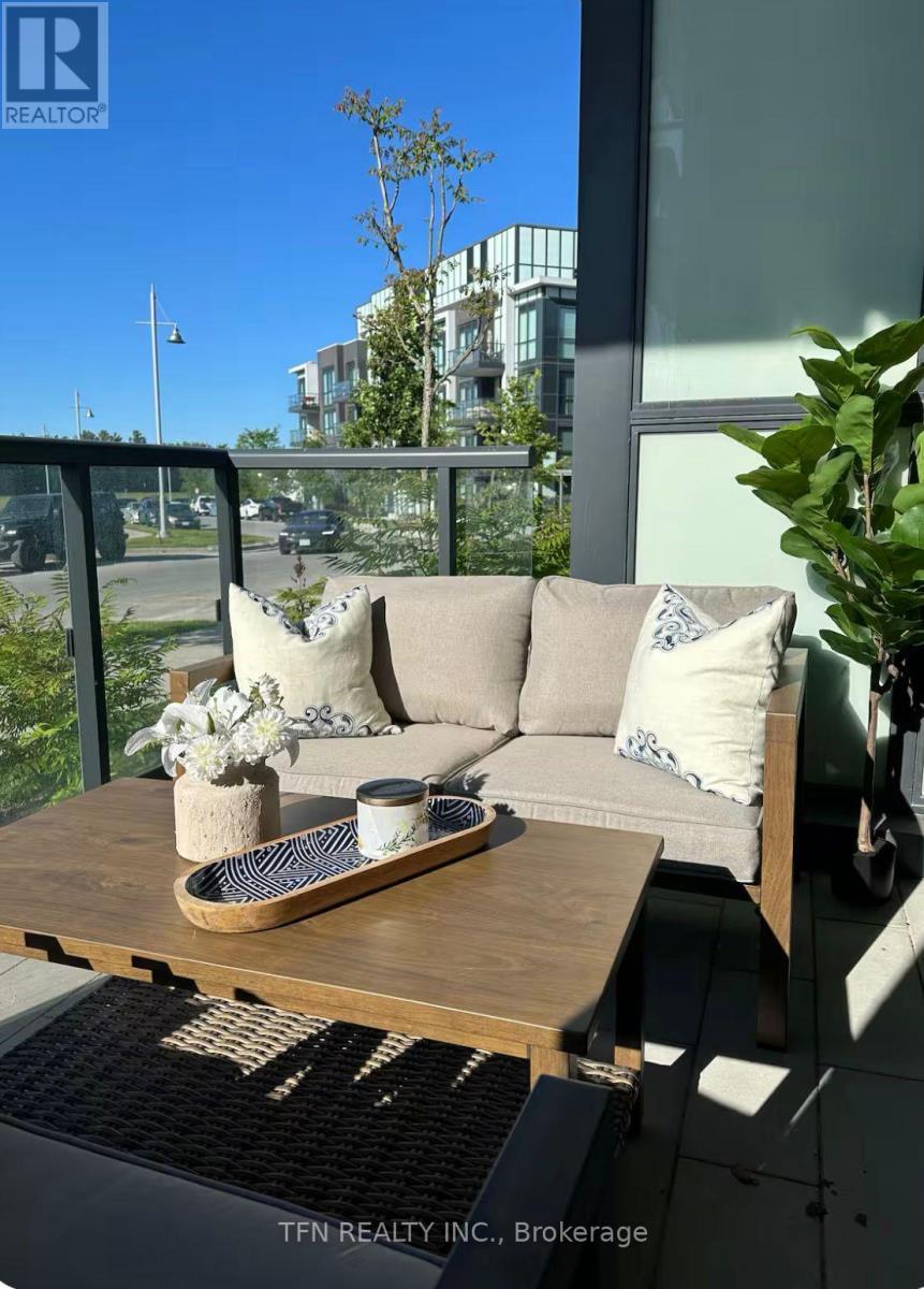 106 - 415 Sea Ray Avenue, Innisfil, ON - Outdoor