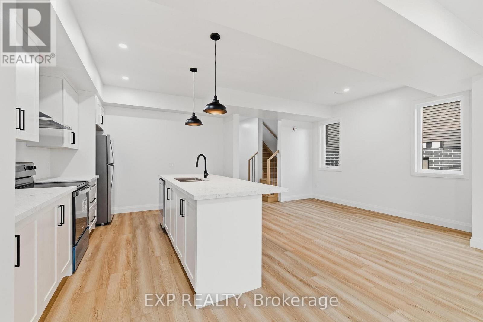 135 Pugh Street, Perth East, ON - Indoor Photo Showing Kitchen