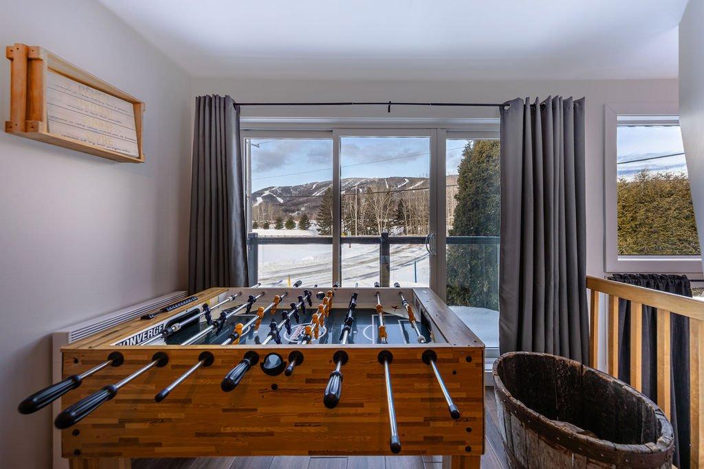 Playroom - 3 Rue De La Ferréolaise, Saint-Ferréol-Les-Neiges, QC - Indoor