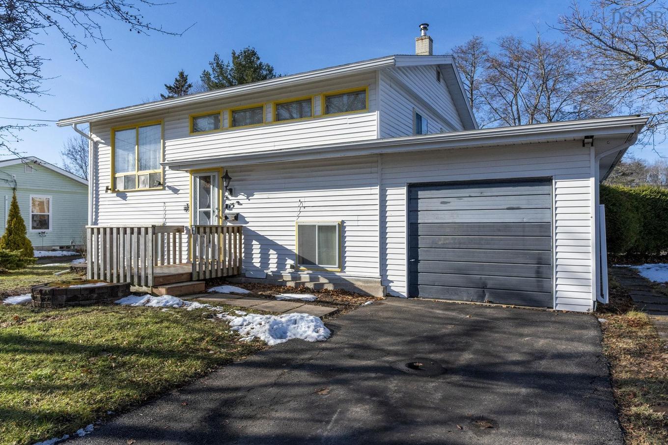 15 Acadia Street, Middleton, NS