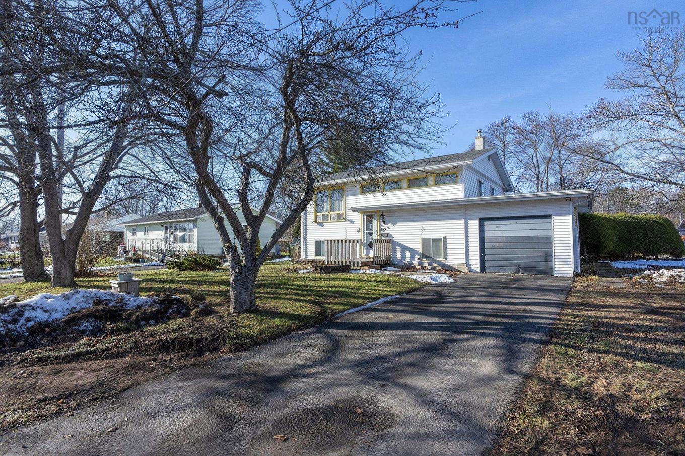 15 Acadia Street, Middleton, NS