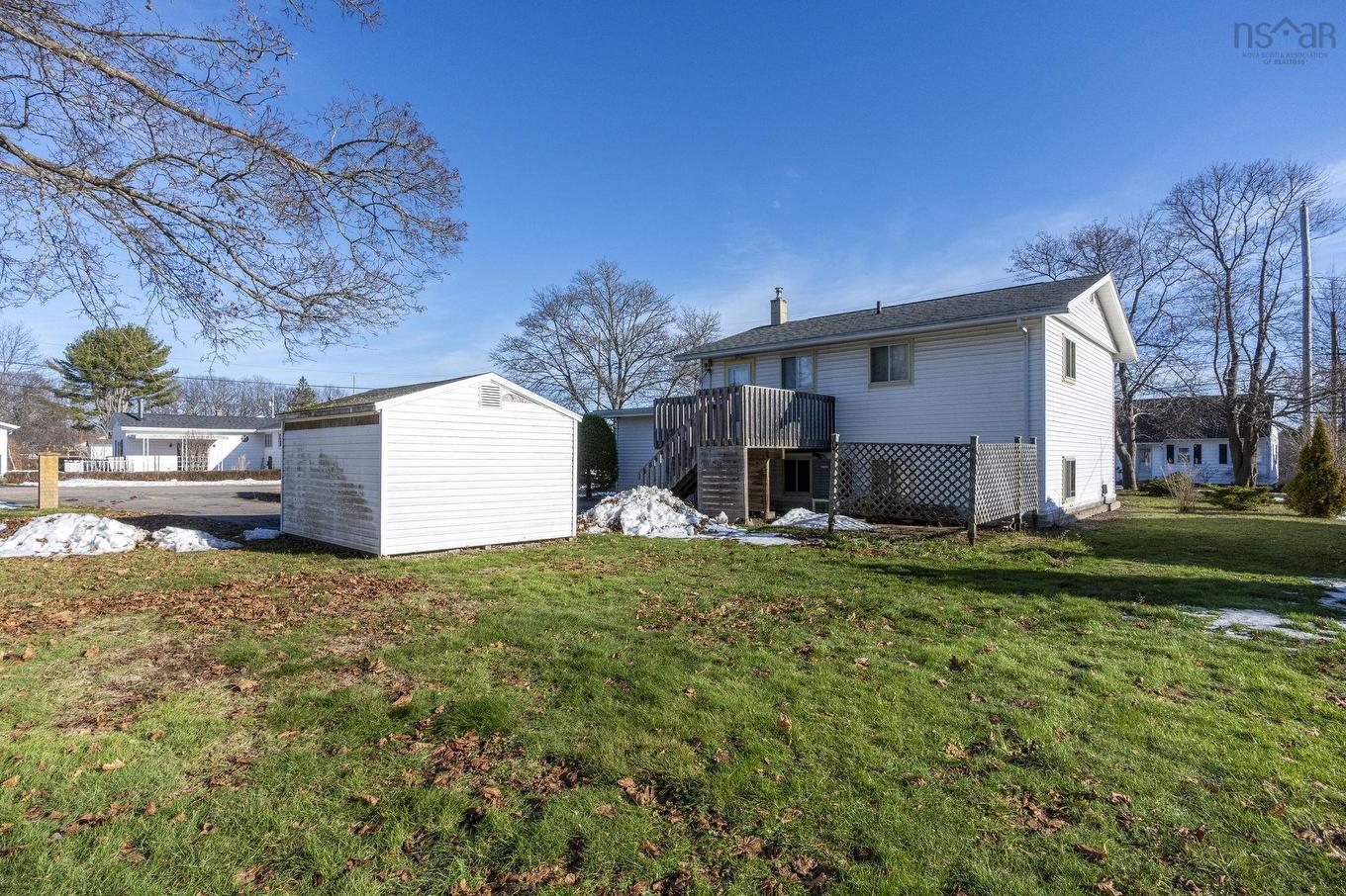 15 Acadia Street, Middleton, NS