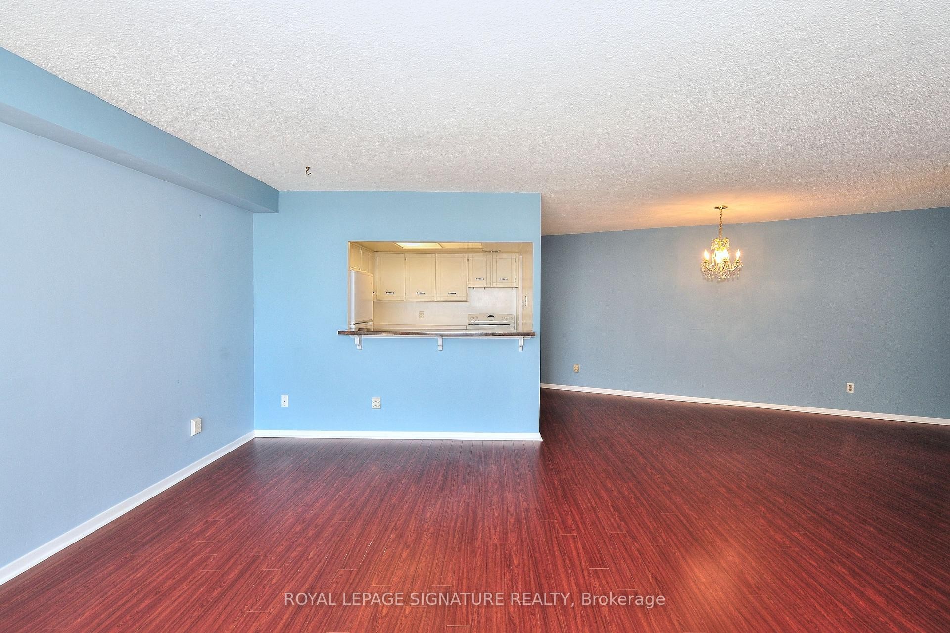 1208-7811 Yonge Street, Markham, ON - Indoor Photo Showing Other Room