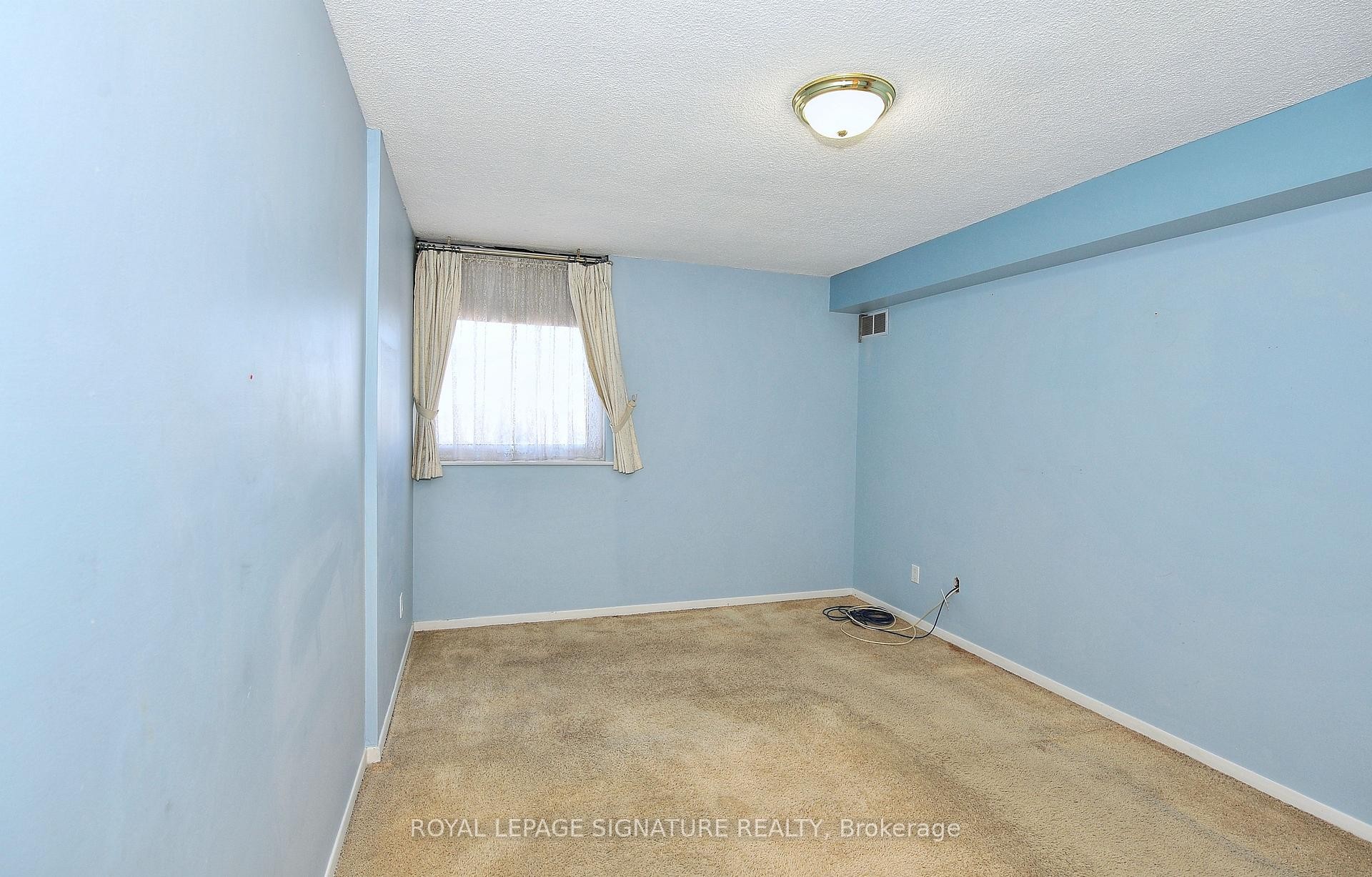 1208-7811 Yonge Street, Markham, ON - Indoor Photo Showing Other Room