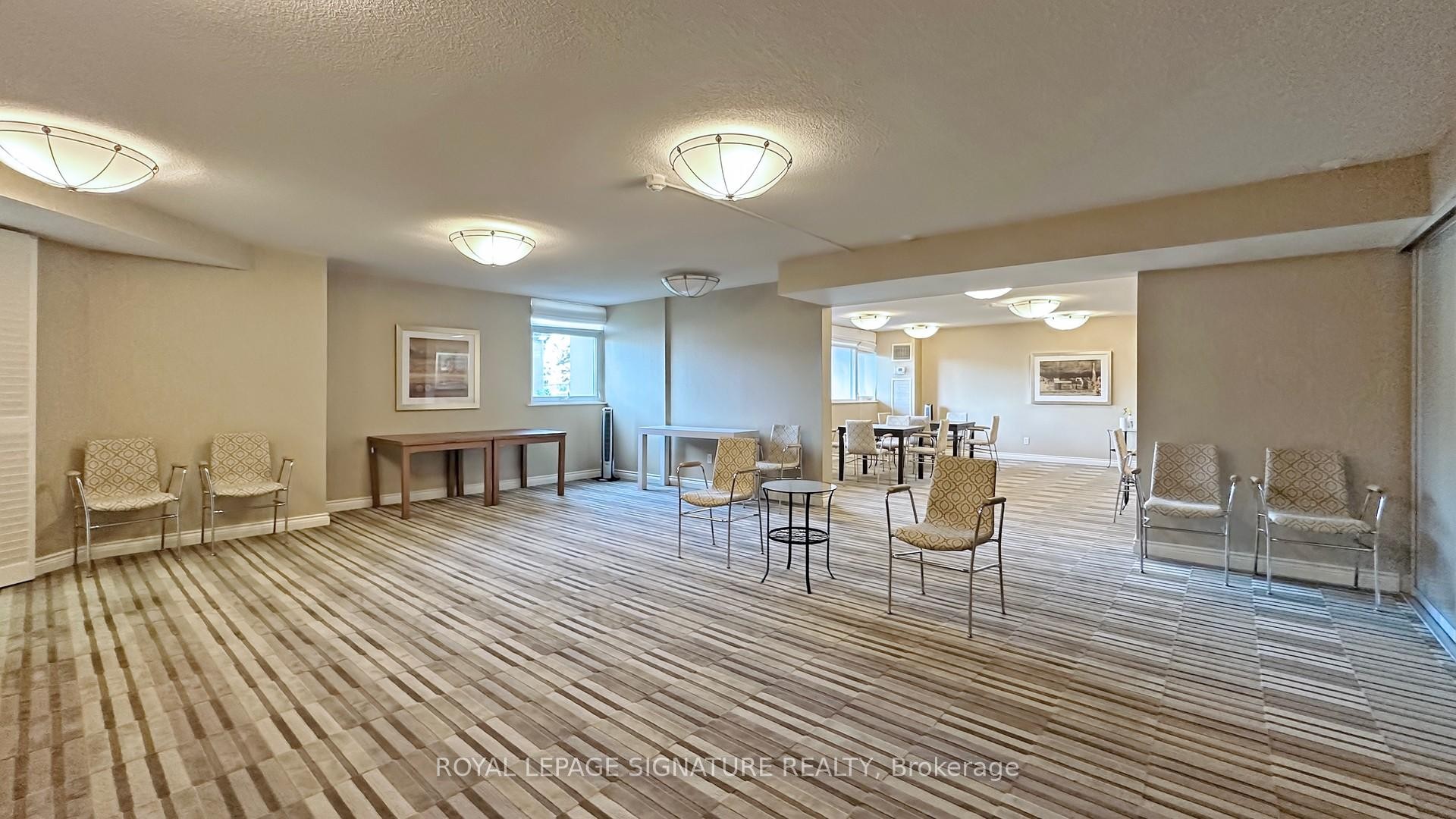 1208-7811 Yonge Street, Markham, ON - Indoor