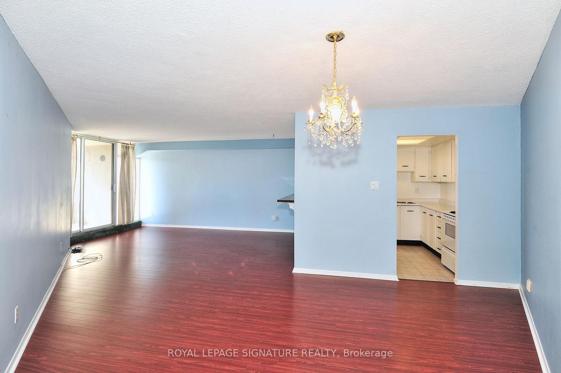 1208-7811 Yonge Street, Markham, ON - Indoor Photo Showing Other Room