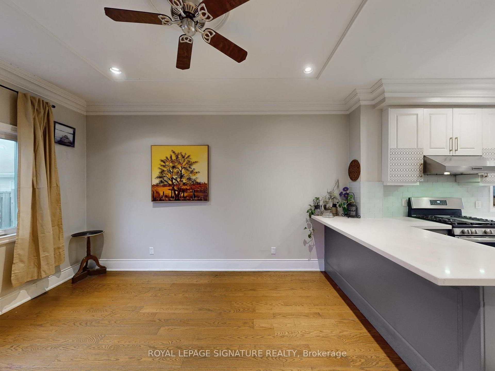 73 Buttonwood Avenue, Toronto, ON - Indoor