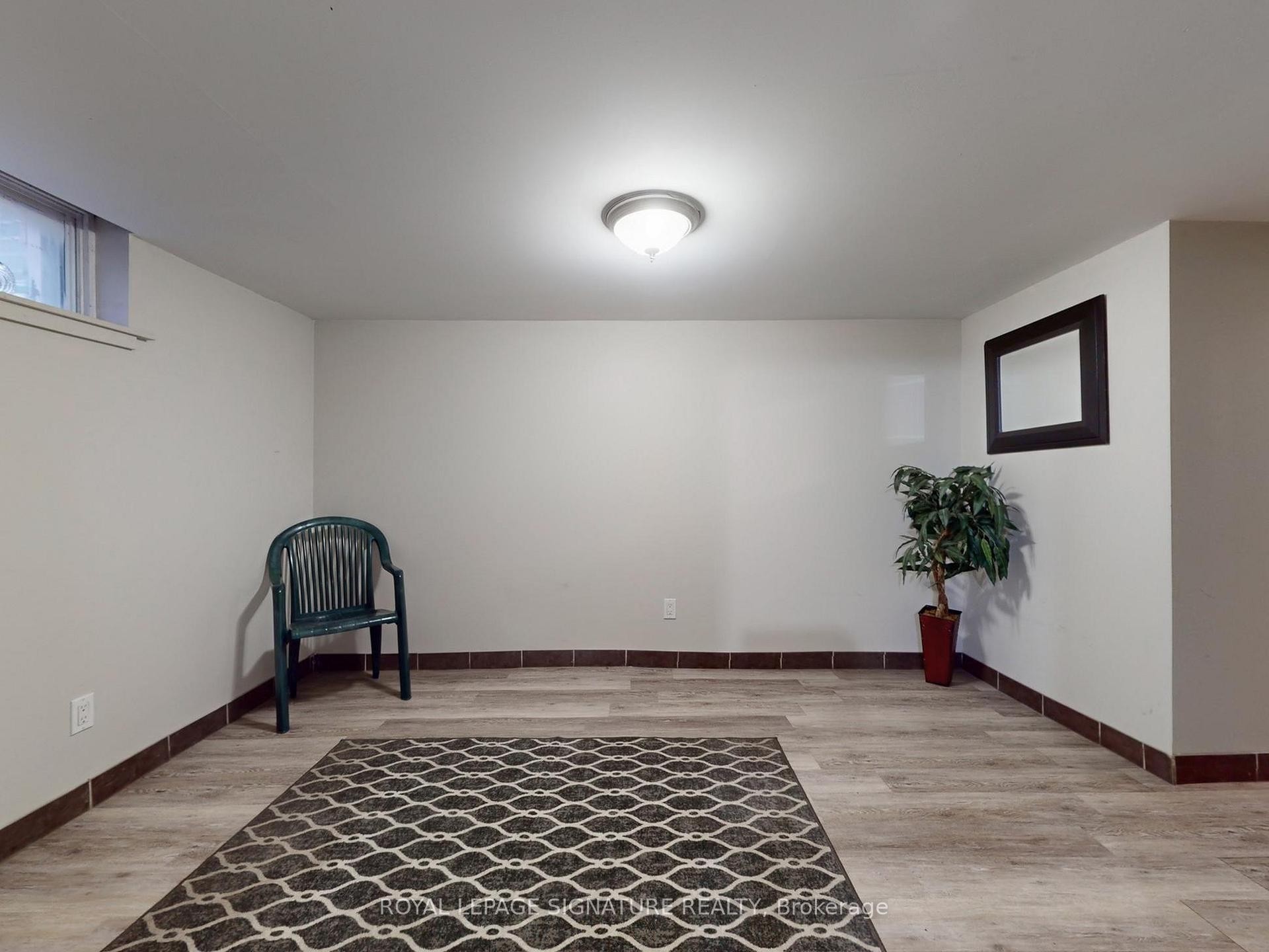 73 Buttonwood Avenue, Toronto, ON - Indoor Photo Showing Other Room