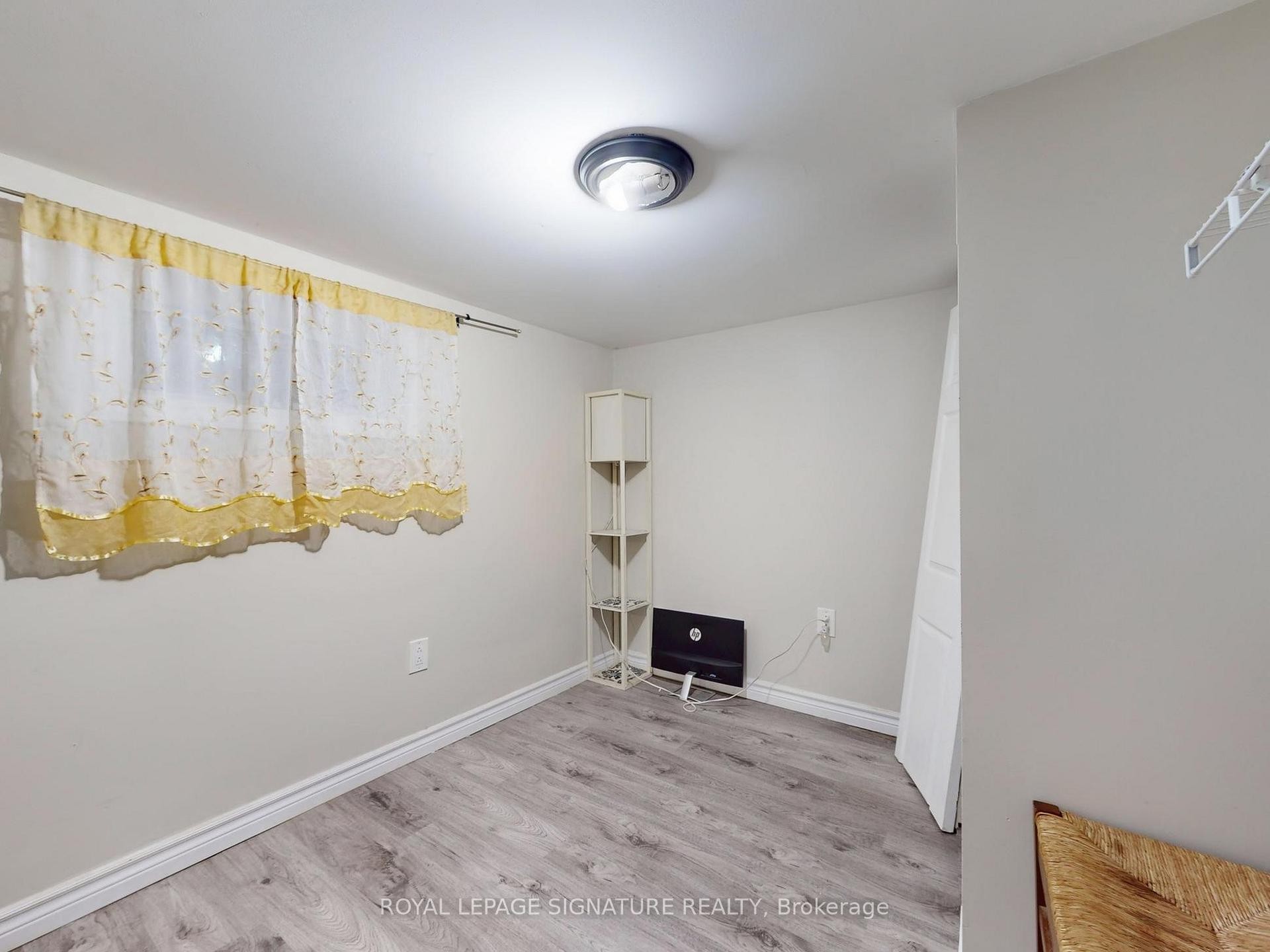 73 Buttonwood Avenue, Toronto, ON - Indoor Photo Showing Other Room