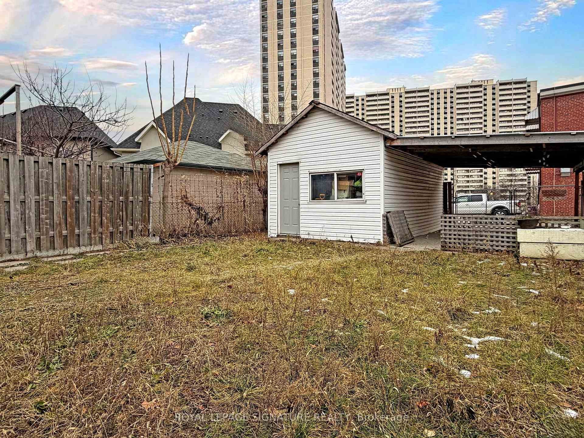 73 Buttonwood Avenue, Toronto, ON - Outdoor