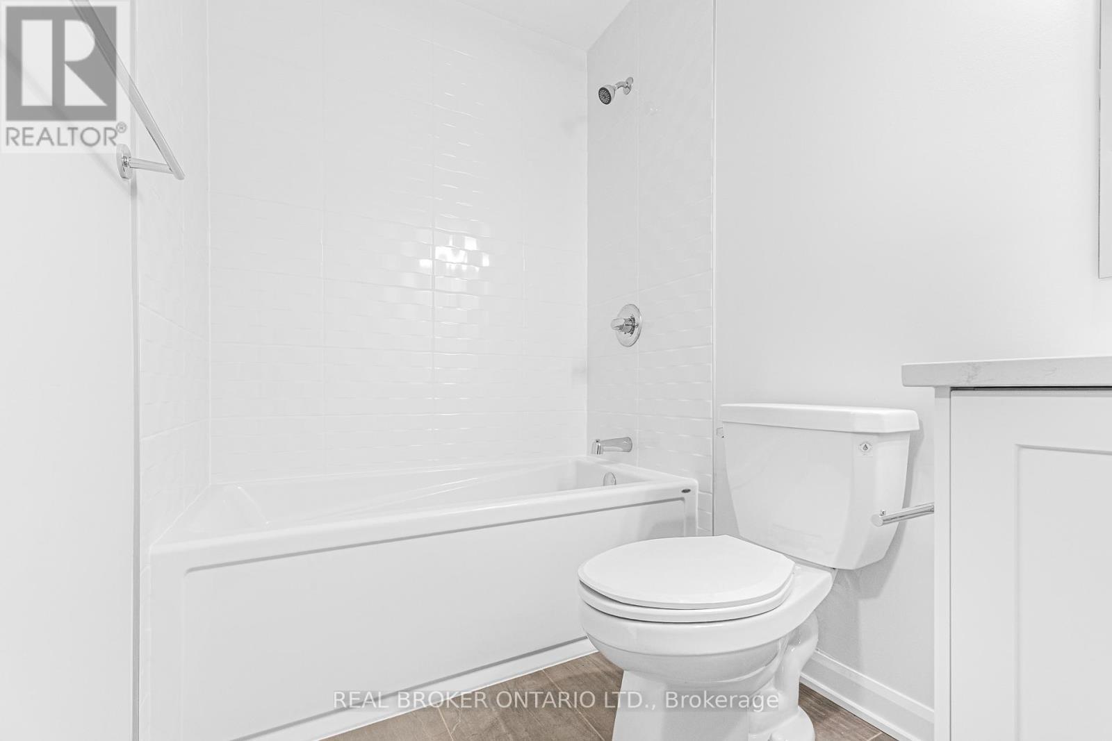 9 - 301 Glenroy Gilbert Drive, Ottawa, ON - Indoor Photo Showing Bathroom