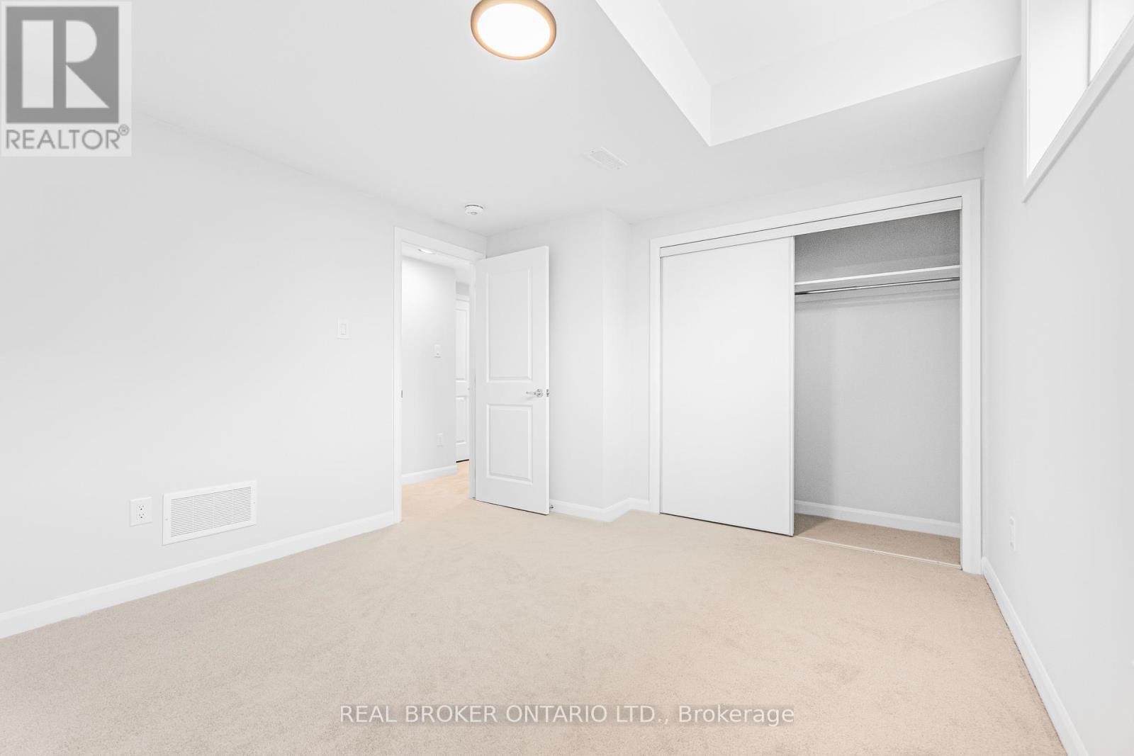 9 - 301 Glenroy Gilbert Drive, Ottawa, ON - Indoor Photo Showing Other Room