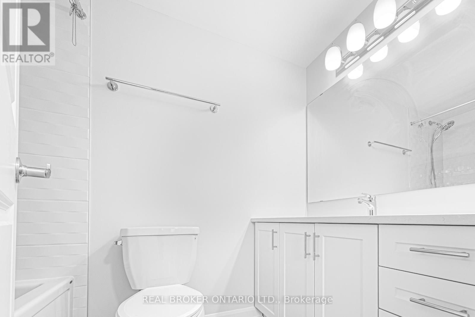 9 - 301 Glenroy Gilbert Drive, Ottawa, ON - Indoor Photo Showing Bathroom