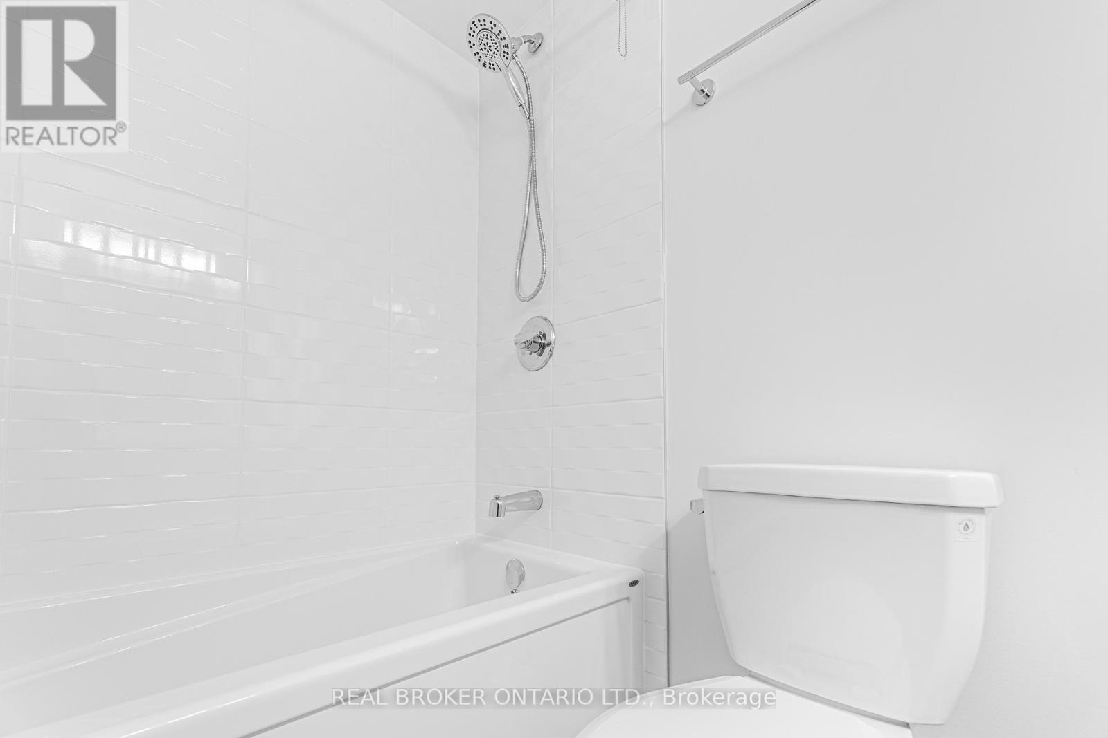 9 - 301 Glenroy Gilbert Drive, Ottawa, ON - Indoor Photo Showing Bathroom