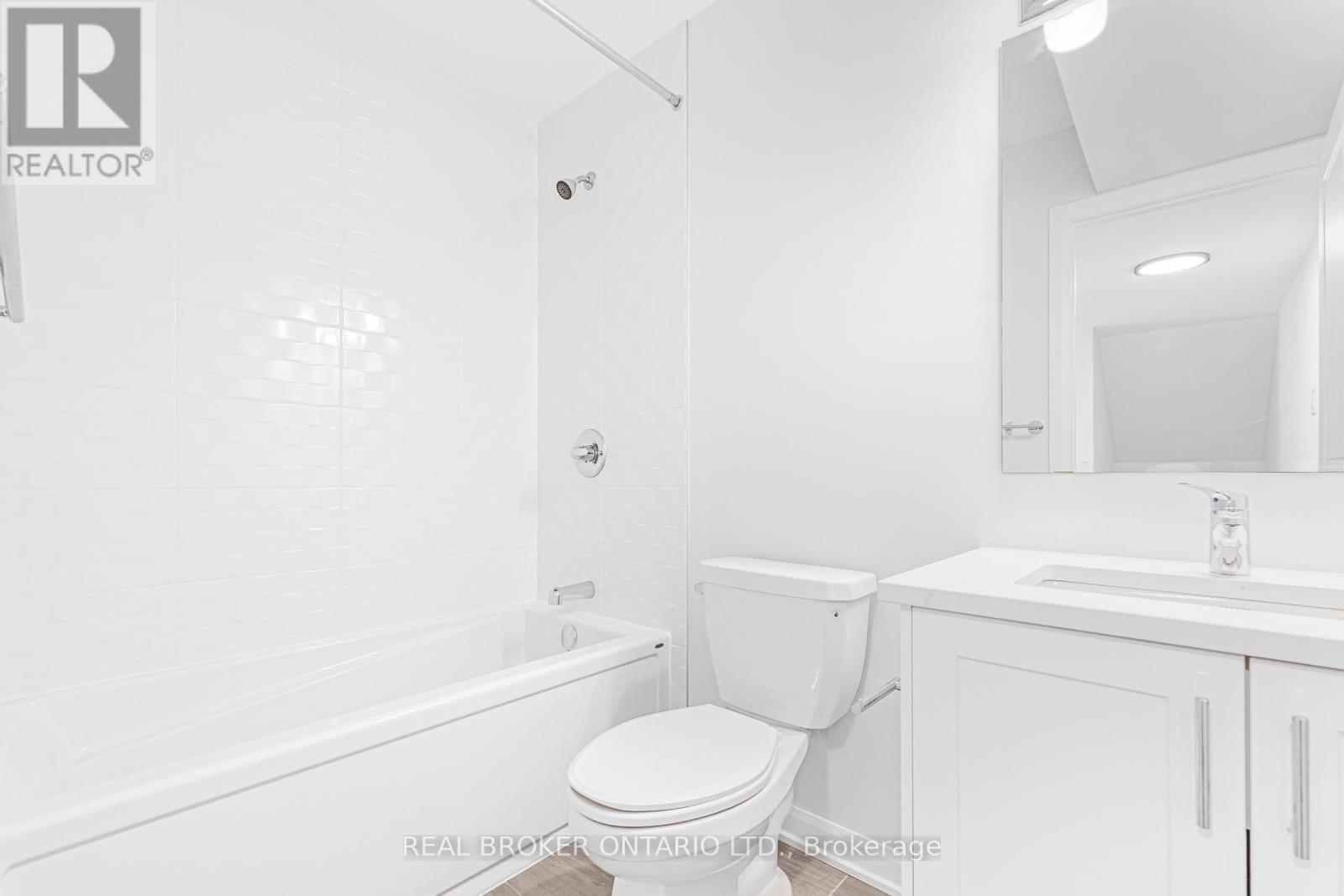 9 - 301 Glenroy Gilbert Drive, Ottawa, ON - Indoor Photo Showing Bathroom
