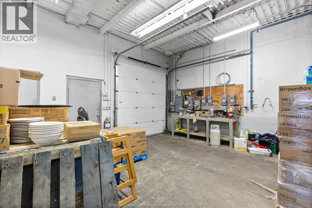 3828 Peter, Windsor, ON