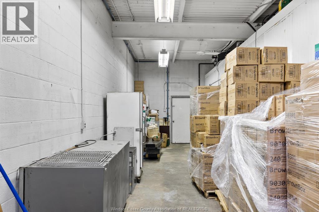 3828 Peter, Windsor, ON