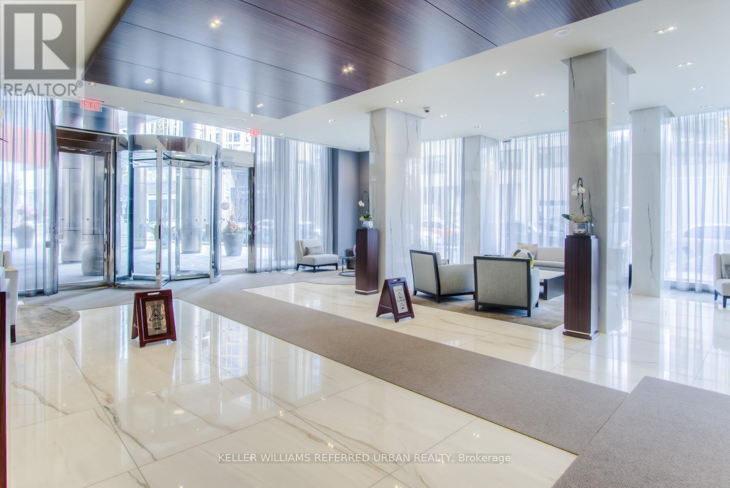 302 - 88 Davenport Road, Toronto, ON - Indoor Photo Showing Other Room