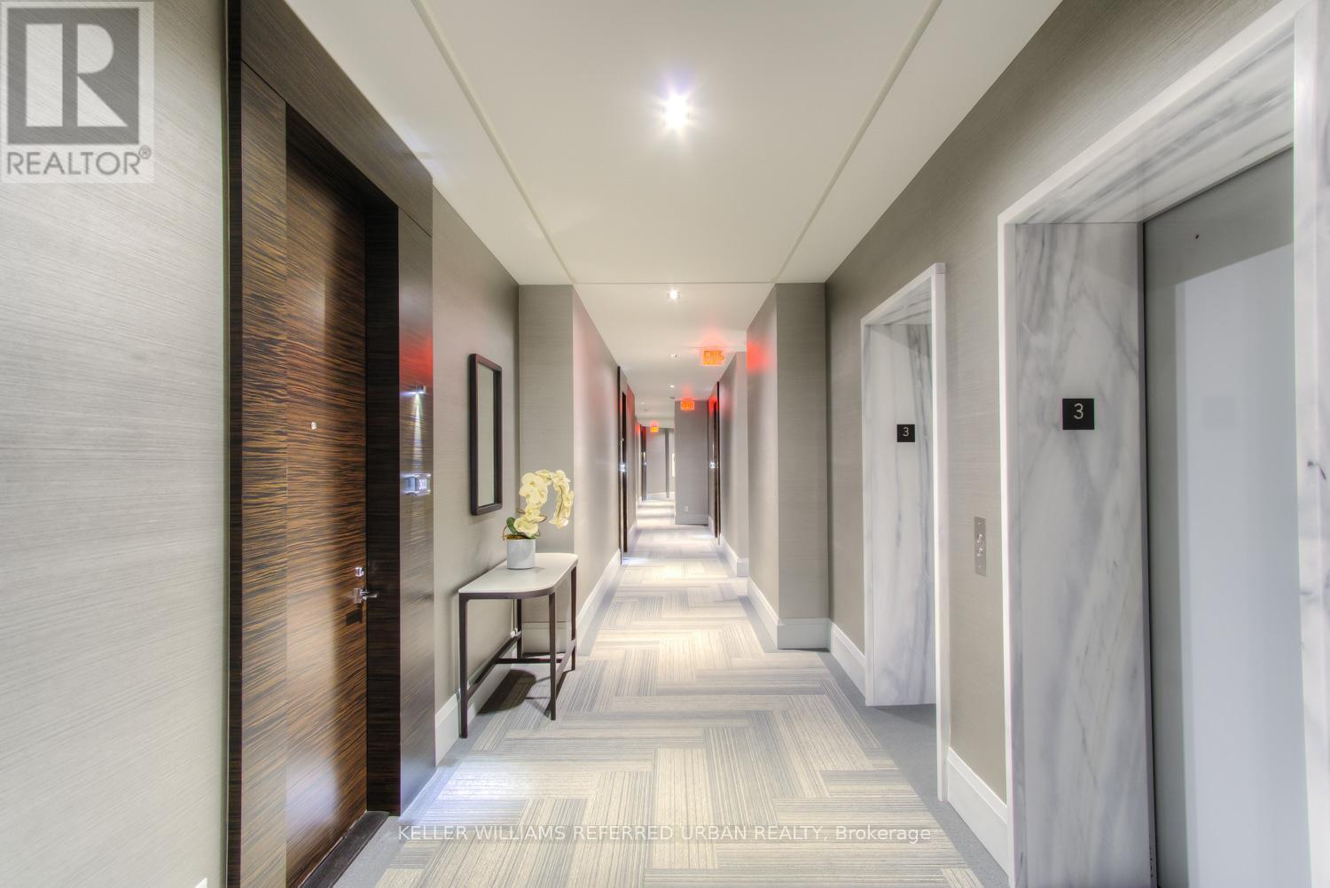 302 - 88 Davenport Road, Toronto, ON - Indoor Photo Showing Other Room