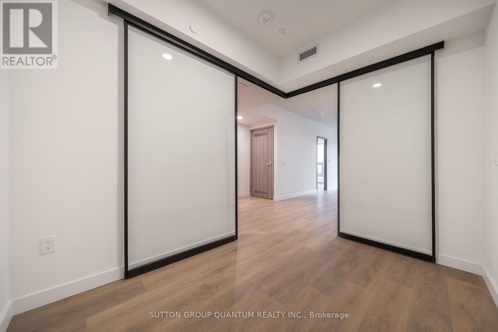 1603 - 3 Concord Cityplace Way, Toronto, ON - Indoor Photo Showing Other Room