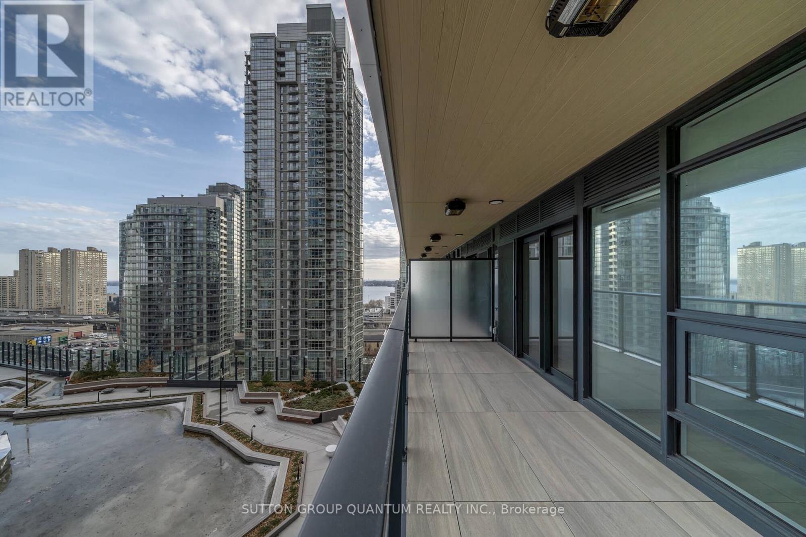 1603 - 3 Concord Cityplace Way, Toronto, ON - Outdoor